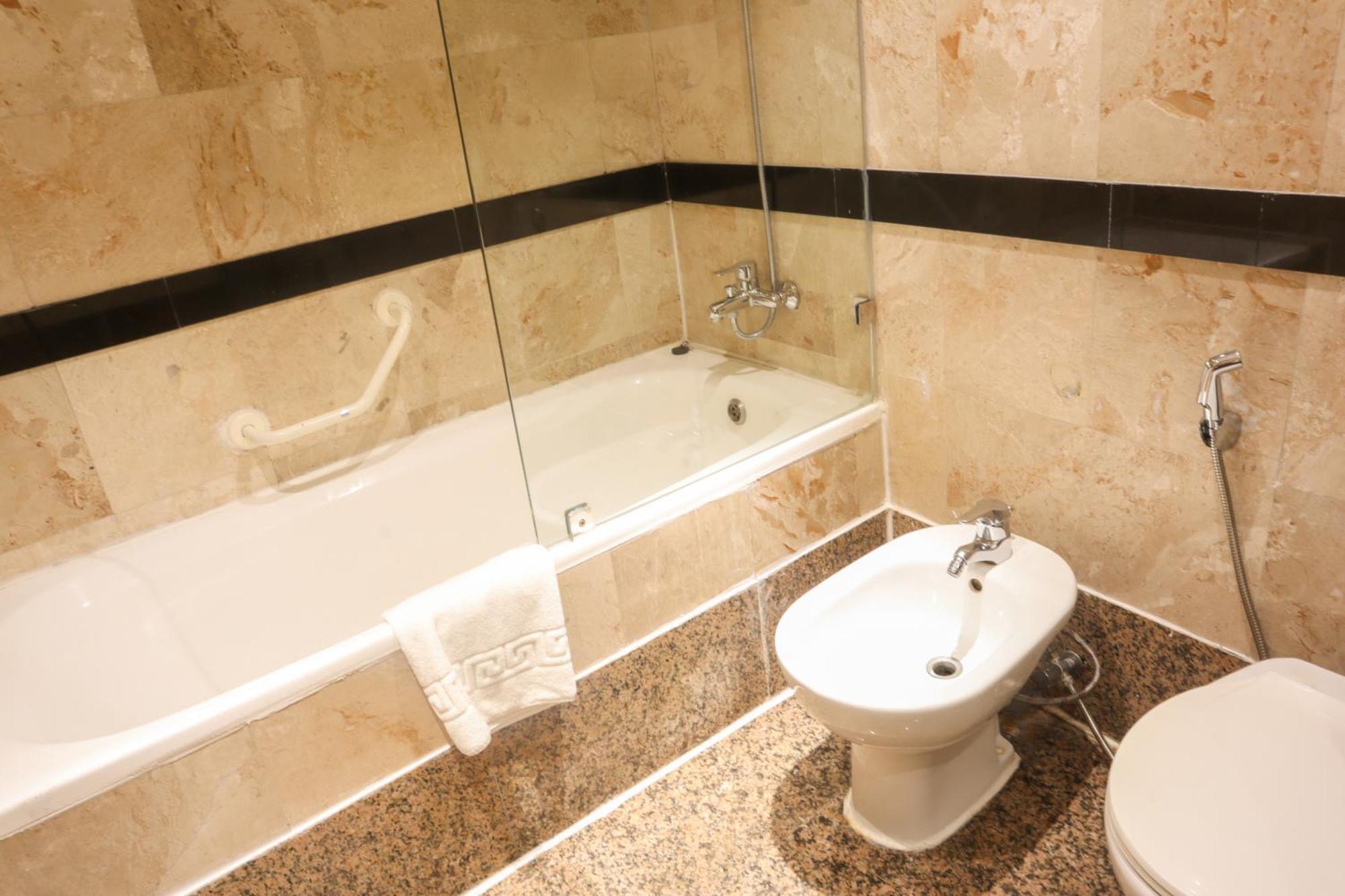 Happy Days Hotel Μανάμα Εξωτερικό φωτογραφία